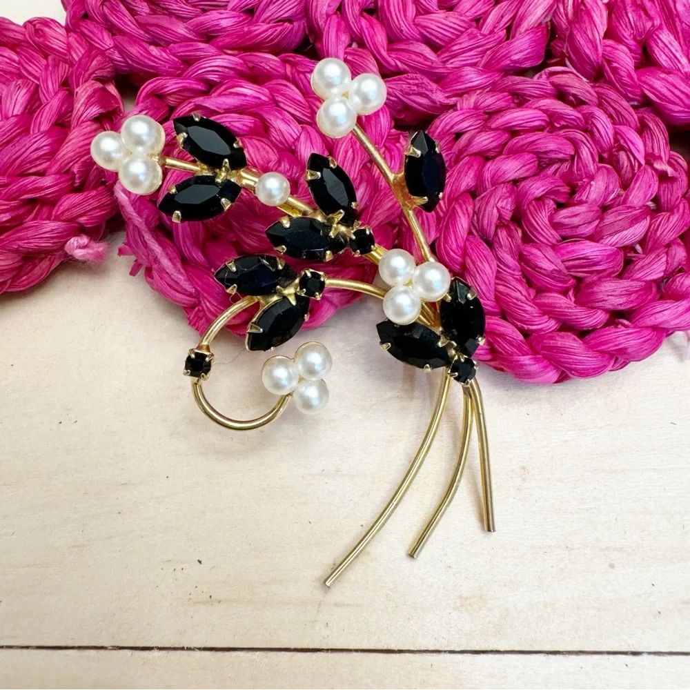 Vintage Black Marquise Rhinestones and Pearls Floral Brooch Pin